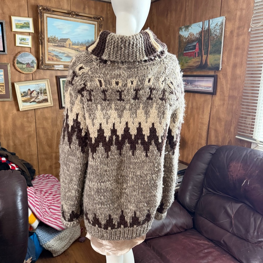 Chunky Hooded Wool-Blend Sweater Cardigan in Taupe and Chocolate - Picture 3 of 5